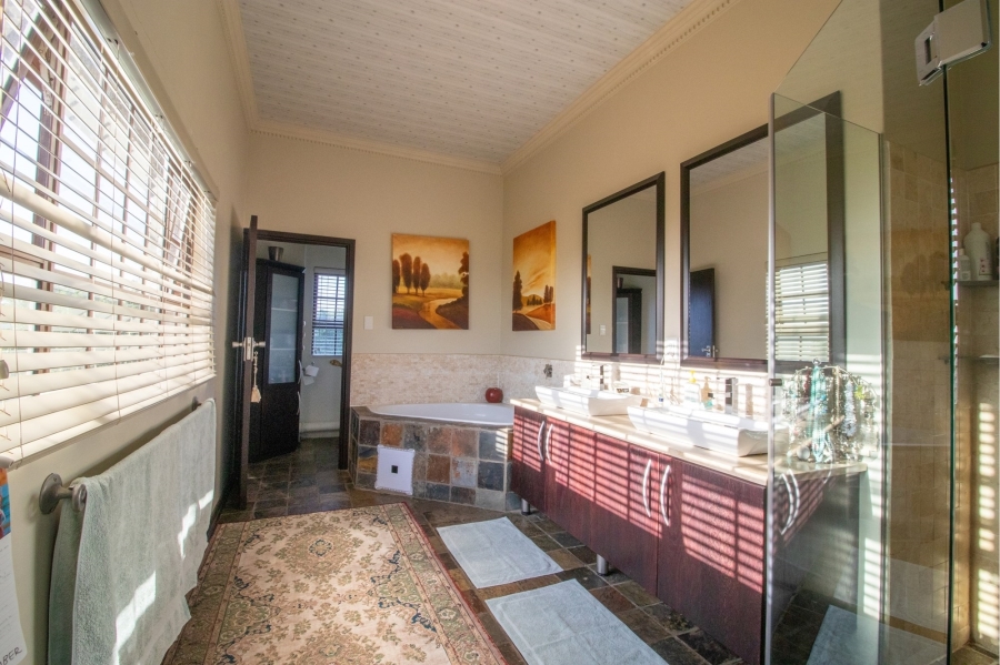 10 Bedroom Property for Sale in East London Rural Eastern Cape
